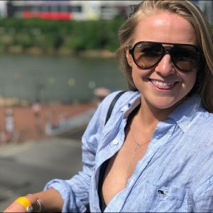 Meet your Posher, Lindsey